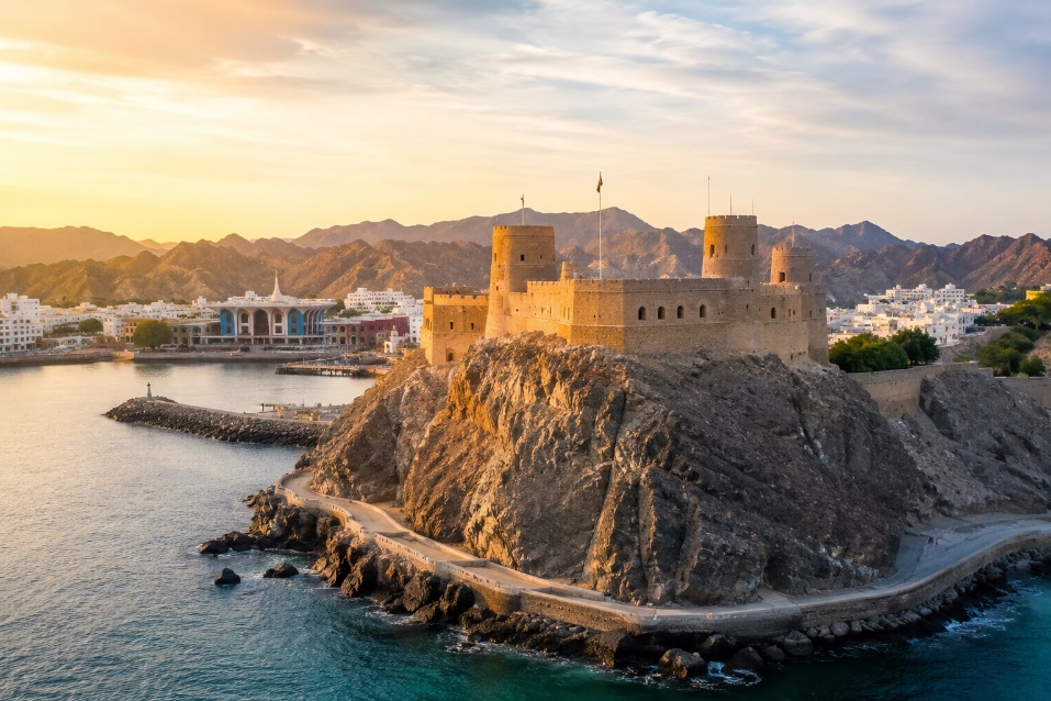 Al Mirani Fort… The Guardian Who Never Left Muscat's Rocks